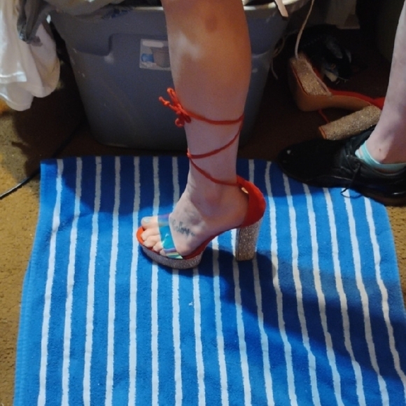 Elegant Red Strappy Heels with Glitter Block Heel - Picture 8 of 10